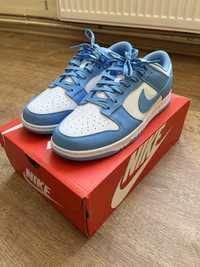 Nike dunk low university blue