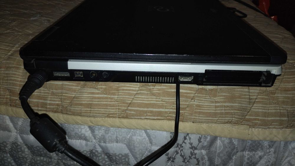 Fujitsu Siemens LifreBook e780