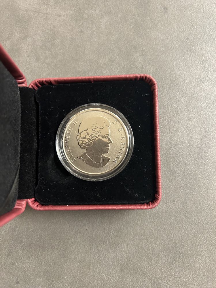 Монета 25 цента Елизабет