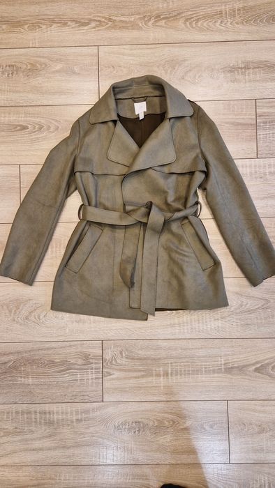 Тренчкот H&M маслено-зелен