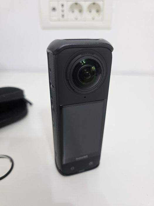 Insta 360 X4 impecabilă, garanție 2 ani