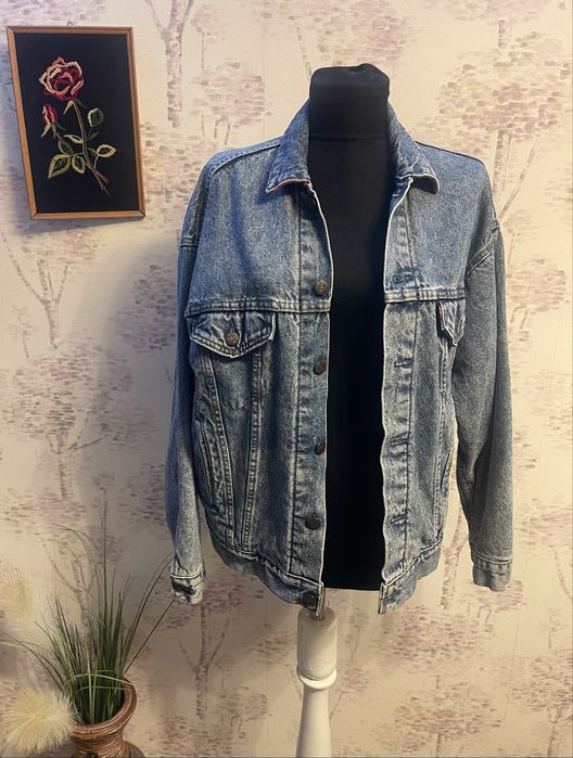 Geaca denim groasa/vintage/dama Levi’s marimea S oversize