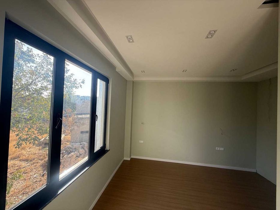 Дом Мирзоулугбекский район (Магазин Динамо)