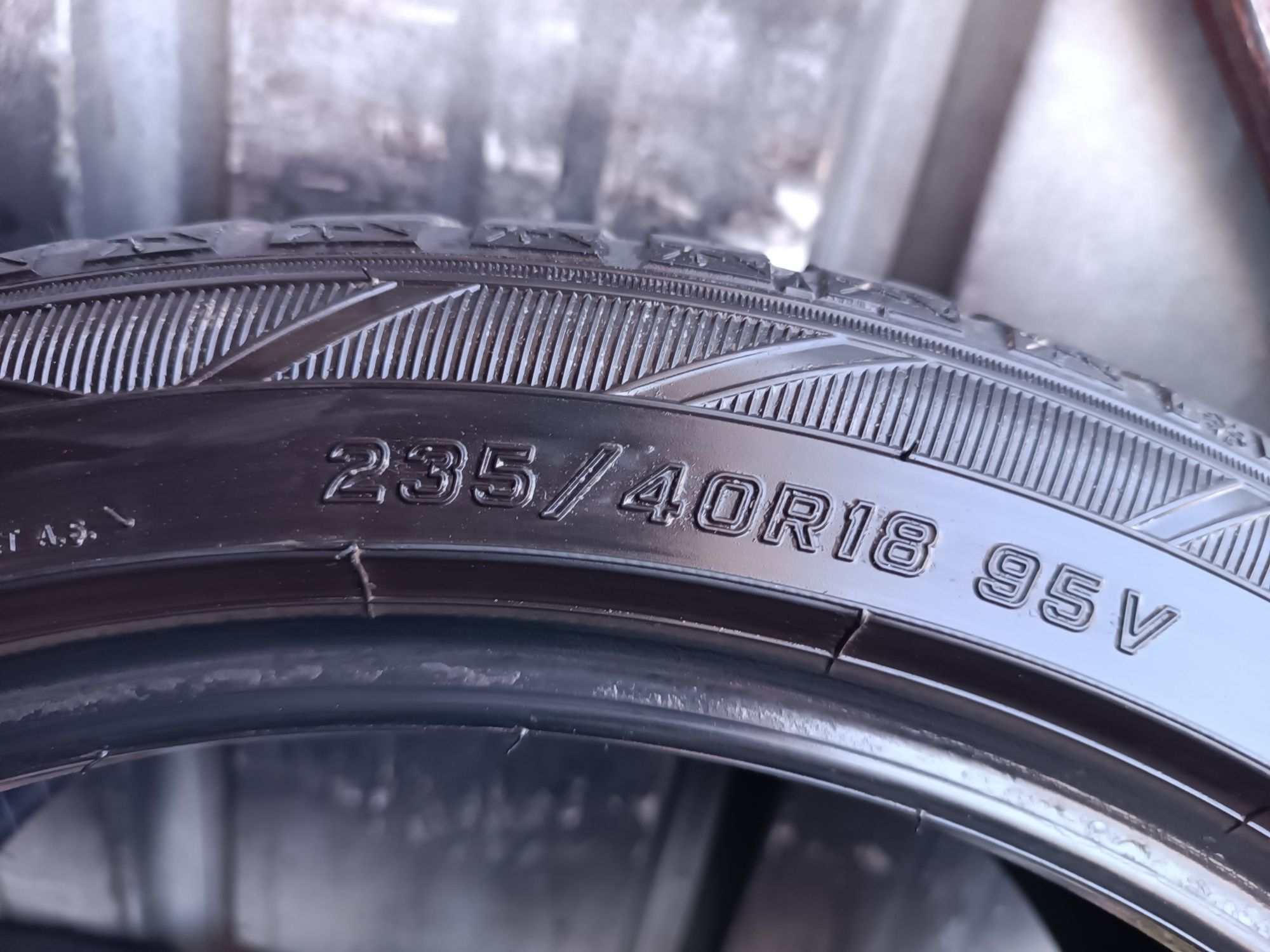 235/40/18 Falken Дот 3820