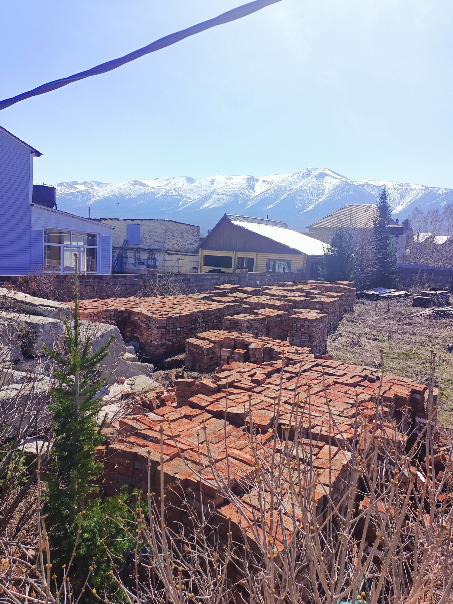 Продам кирпич бу в отличном состоянии
