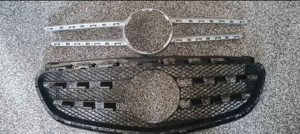 Grila originala Mercedes W212 E-Class