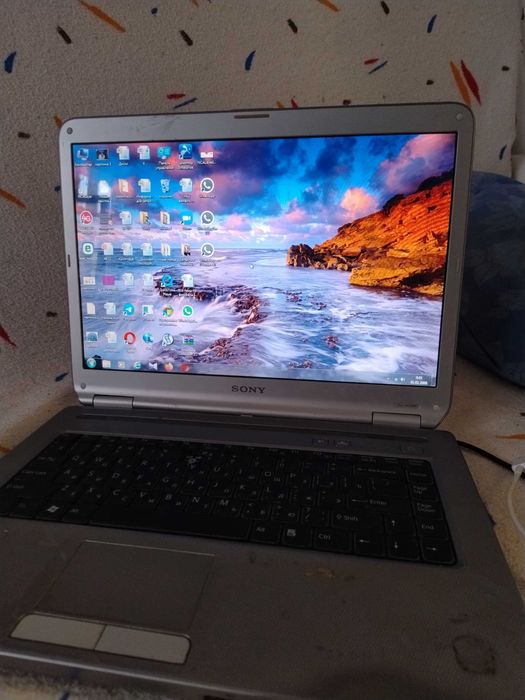 Ноутбук Sony 2008 года