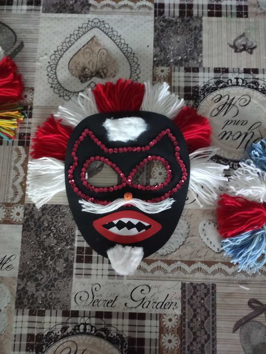 Детски кукерски маски