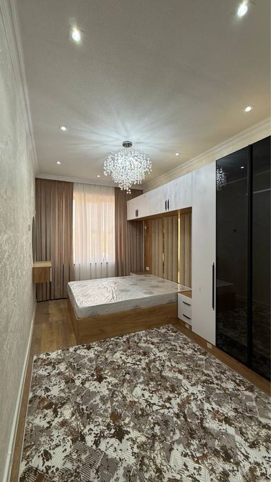 Продается 4 ком. Квартира площадью 102 кв.м. Адрес Самкоч