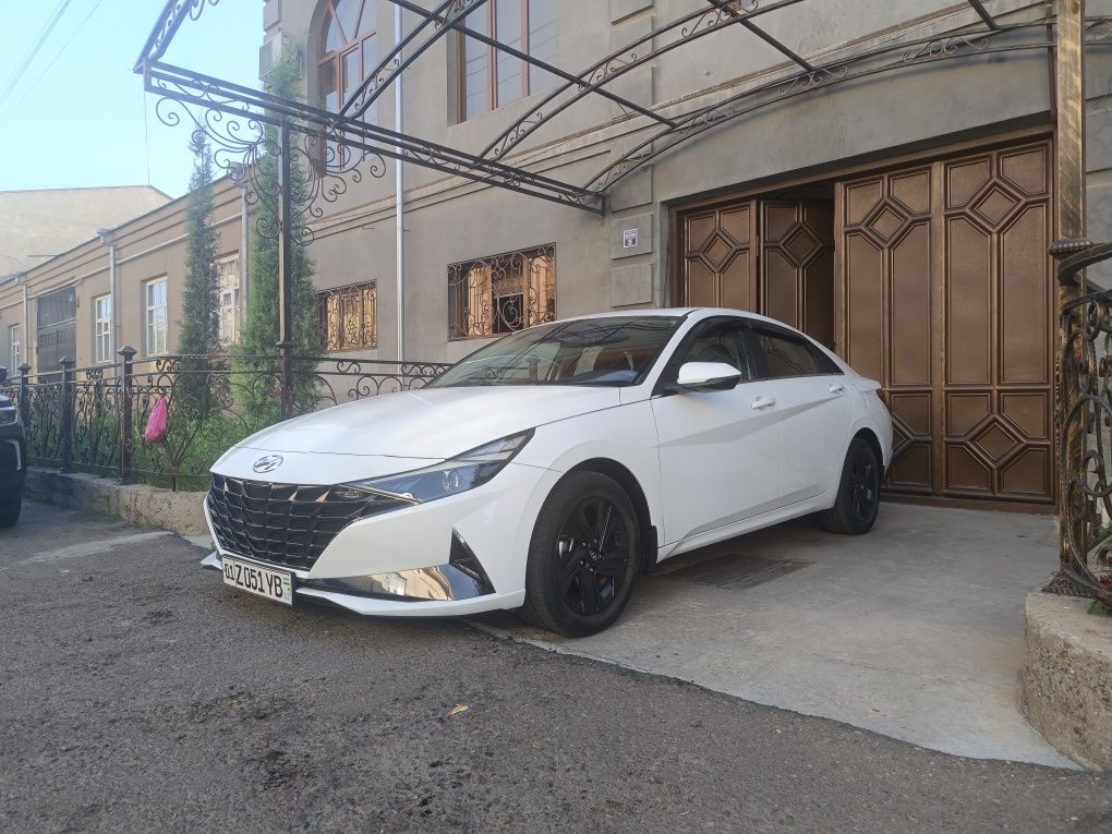 Sroʻchne sotladi Hunday elantra
