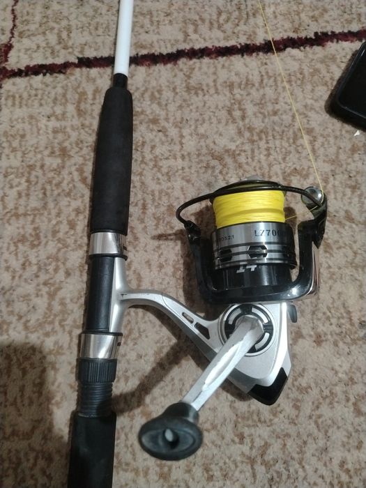 Спиннинг крокодил 270 катушка метал өте жақсы төмен бағада