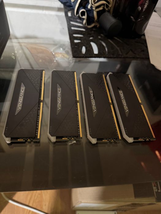 Procesor Intel 5 12600KF, placa de baza ASUS Z690-PLUS D4 and more