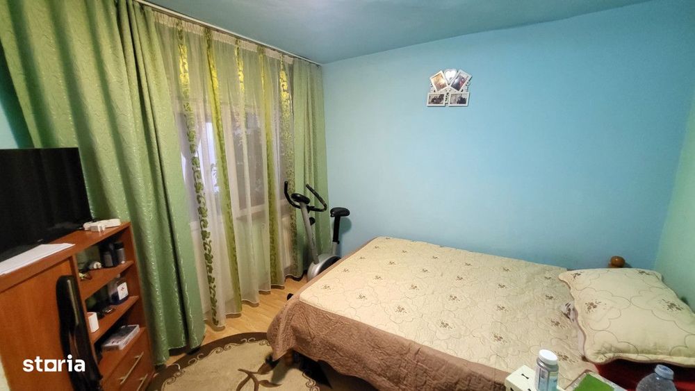 Vanzare apartament 3 camere, str. Victoriei, zona Mall