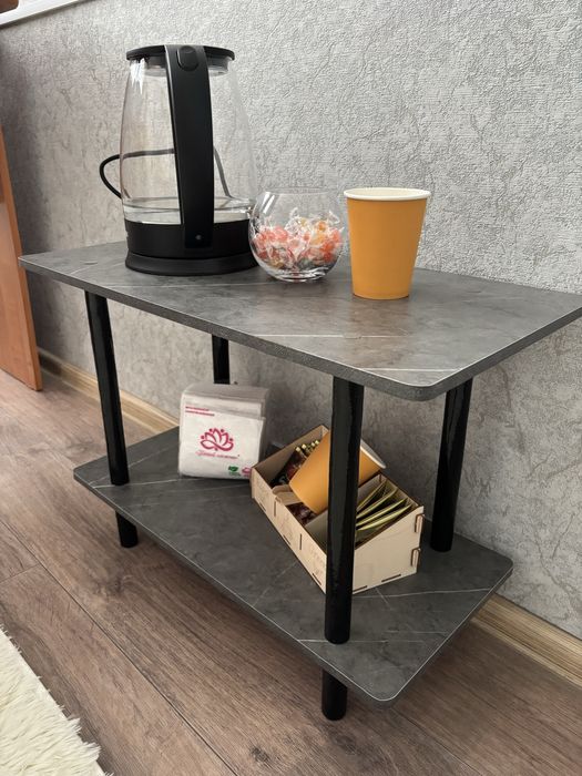 Продам журнальный столик