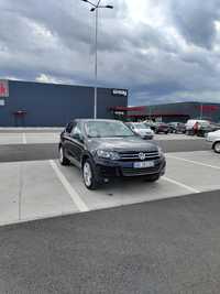 Volkswagen Touareg 3.0 TDI 245CP AN 2012