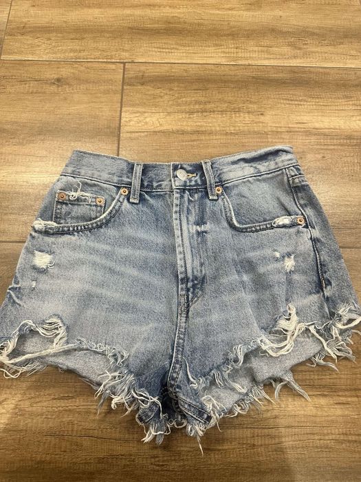 Чисто нови къси панталони