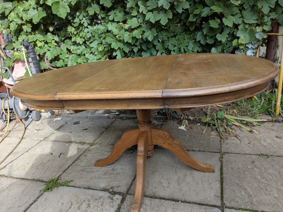 Masa extensibila din lemn masiv