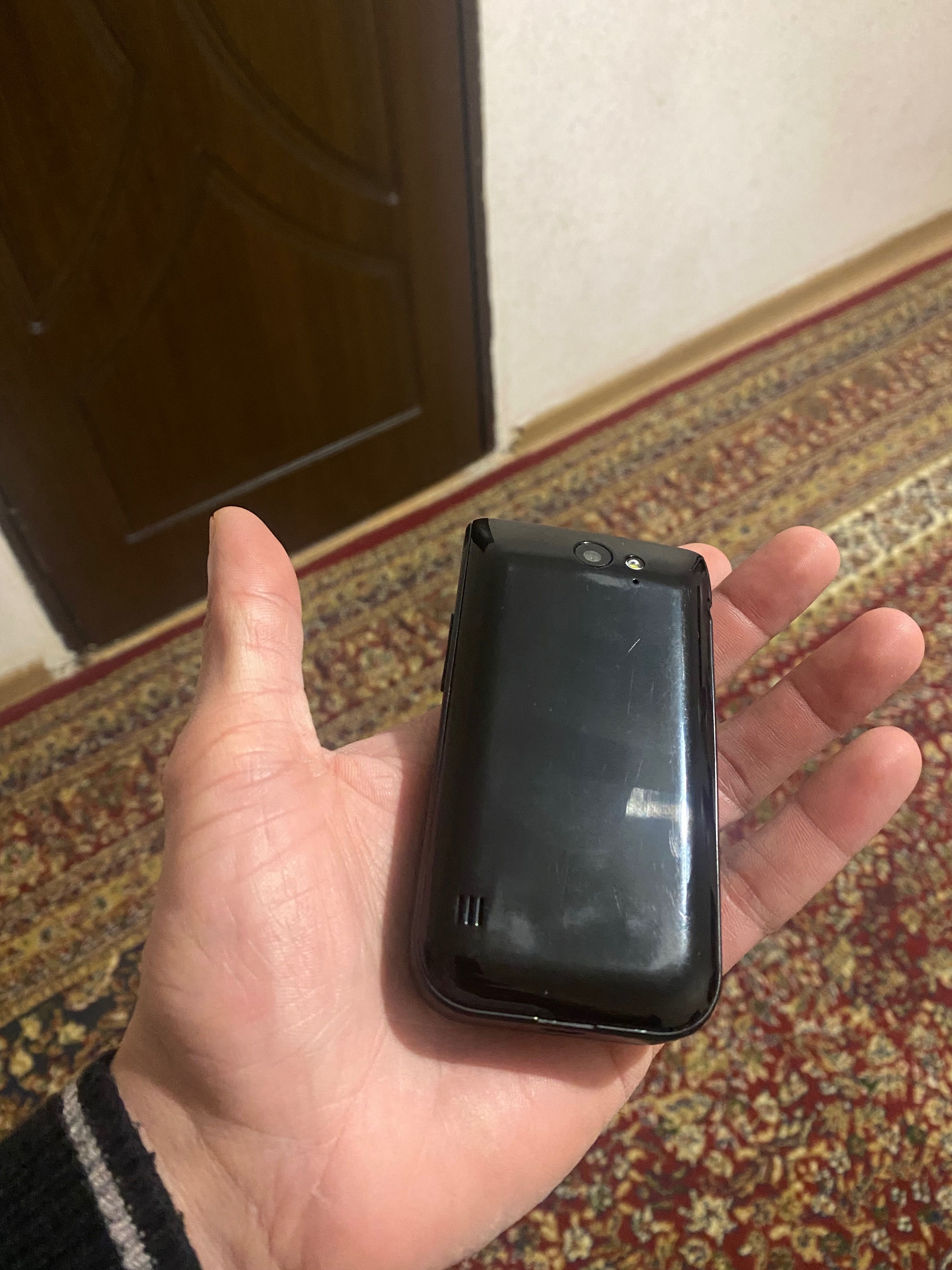 Продам Nokia 2720 classic. Black, Duos.