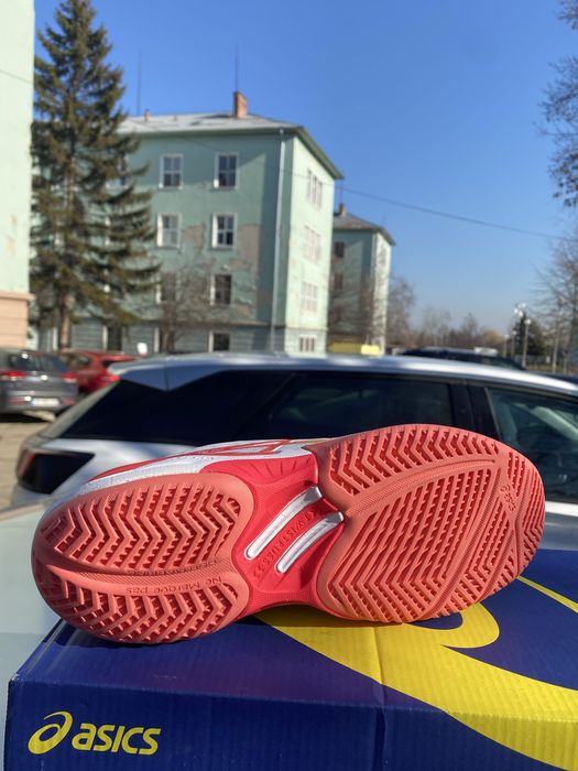 Спортни обувки!!!