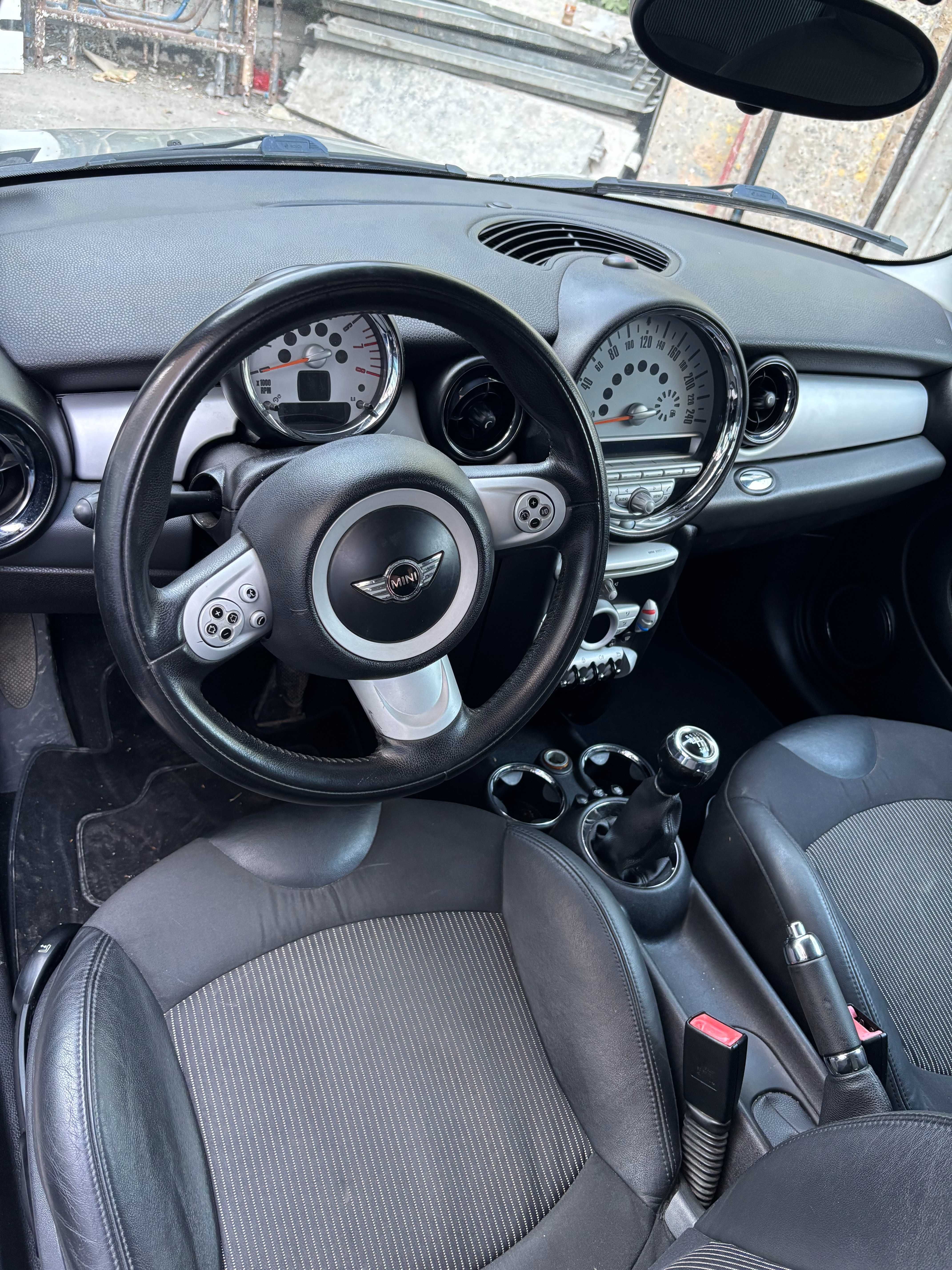 Mini Cooper 1.6 бензин