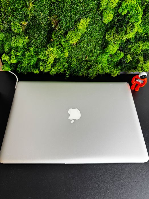 MacBook Pro 15" 2012 Silver #10006