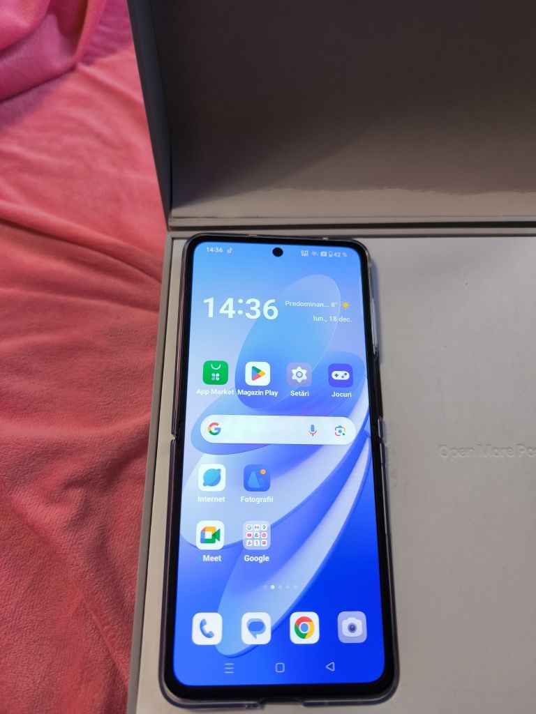 Vind OPPO Finnd N2 Flip aproape nou