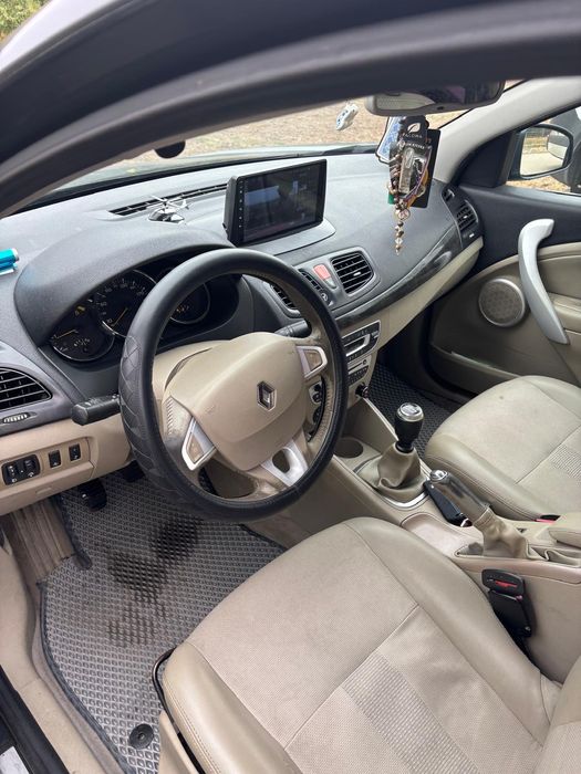 Vand Renault Fluence 2010