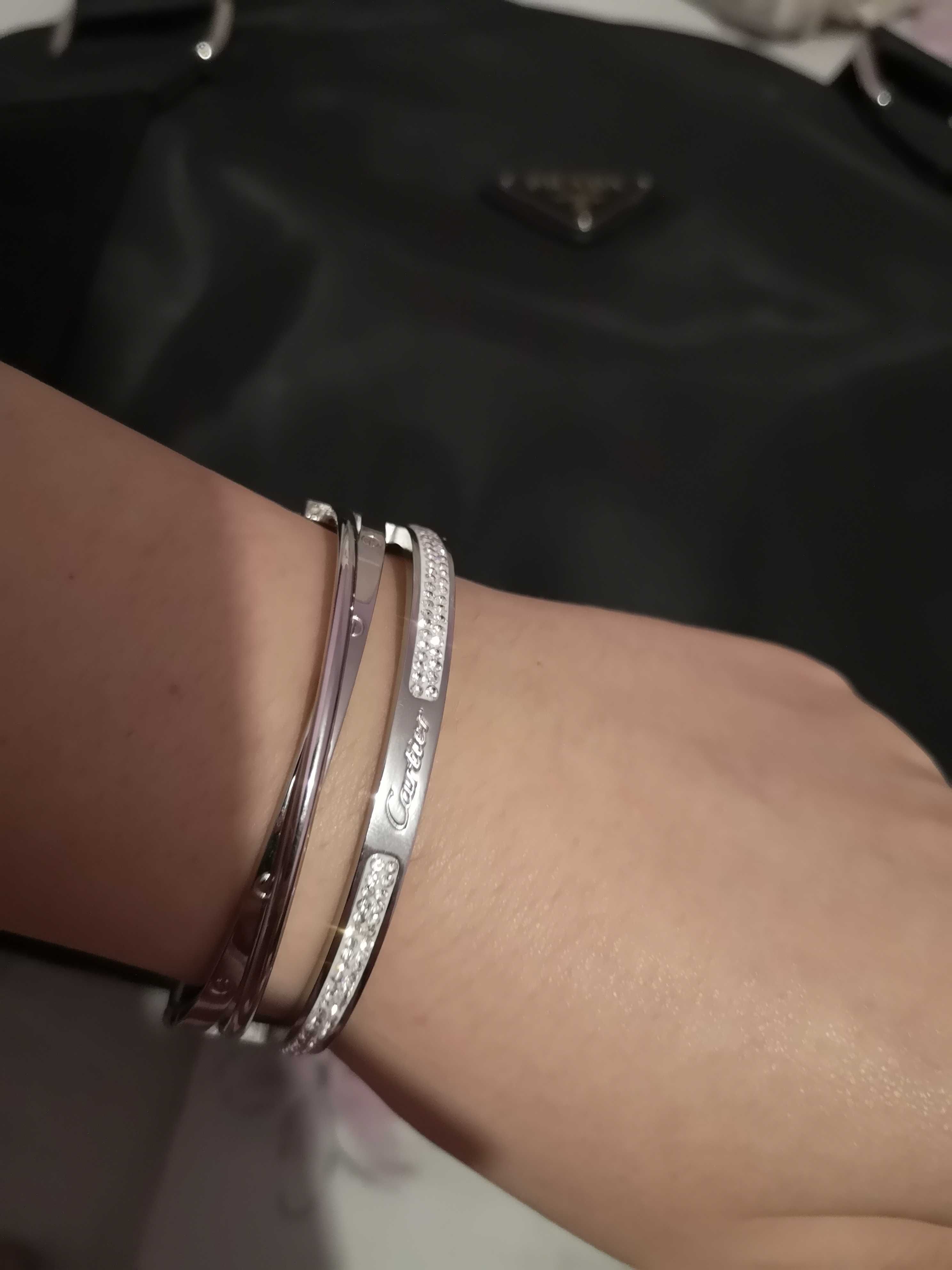 Нова тройна гривна с камъни Cartier