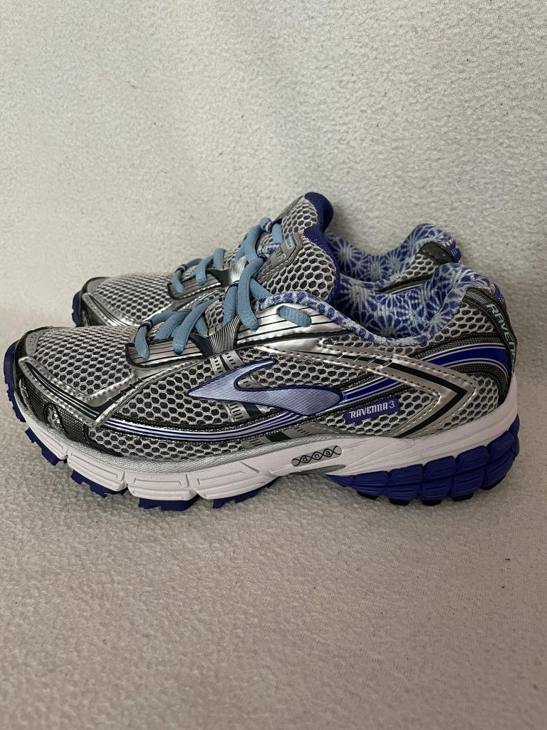 Brooks ravena 36 номер