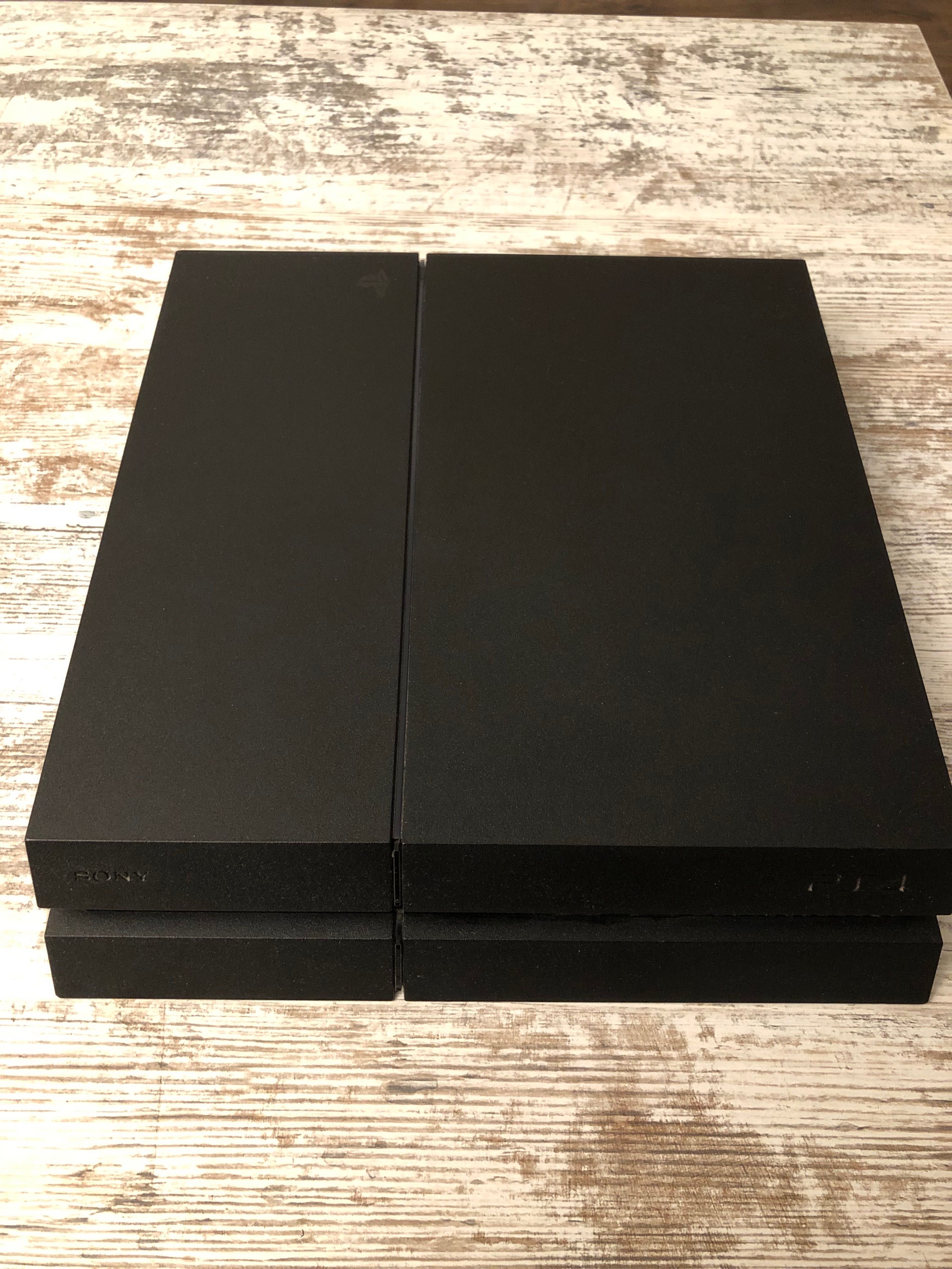 PS4 flat 500gb 2 джойстика + зарядно