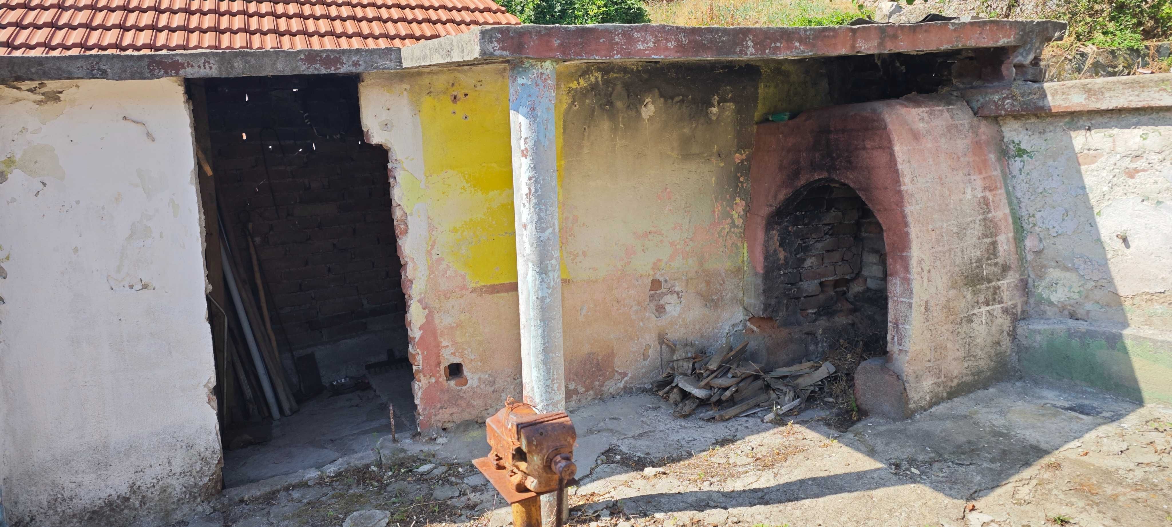 Продава къща в гр.Бобошево