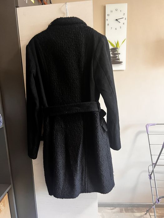 Палта на Zara и H&M