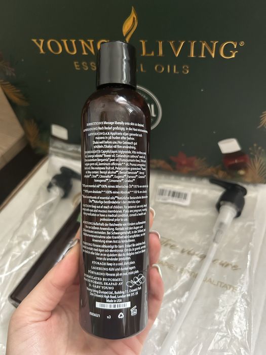 Ulei masaj cu uleiuri terapeutice