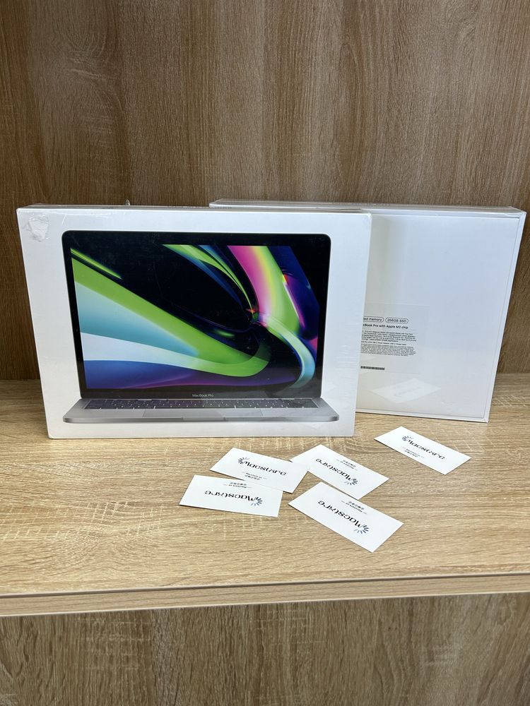 Macbook Pro 2022 M2 8/256Gb