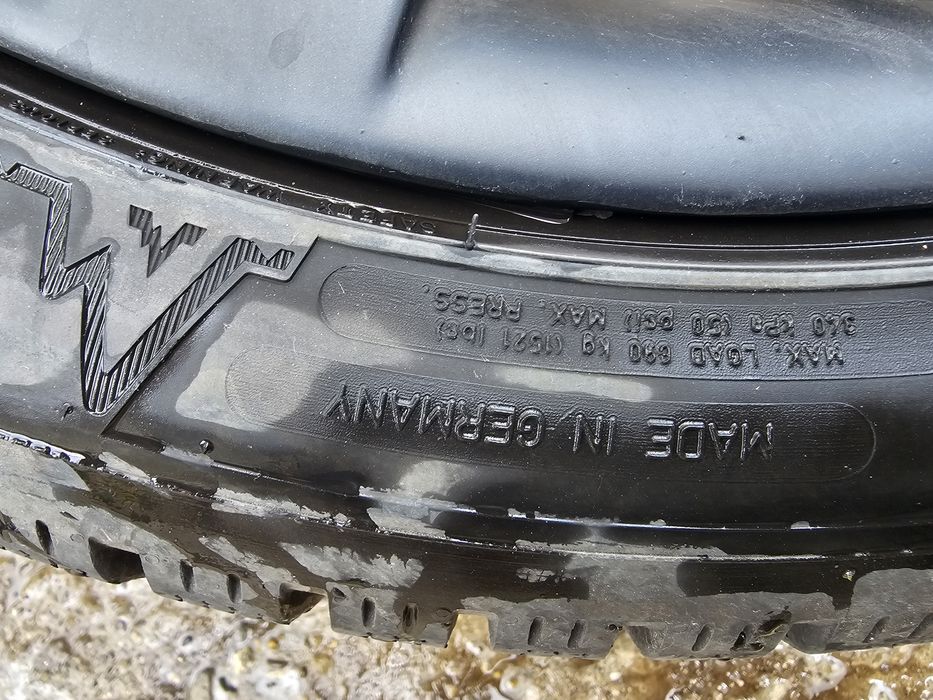 Vând roți Renault Laguna 3