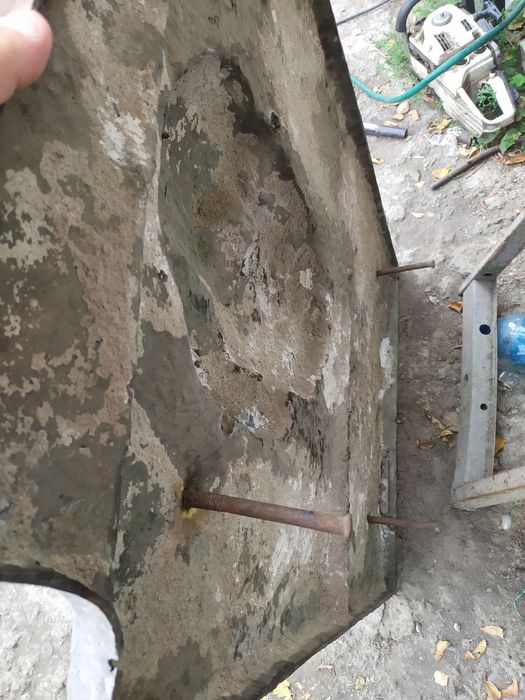 Голям бронзов барелеф/паметна плоча