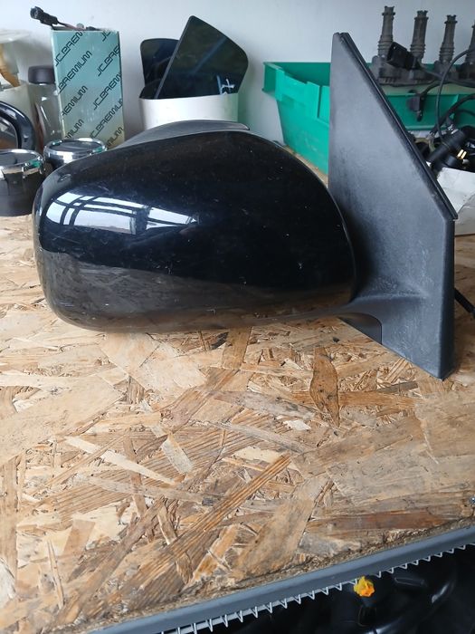 Дясно огледало Toyota Rav4 2010