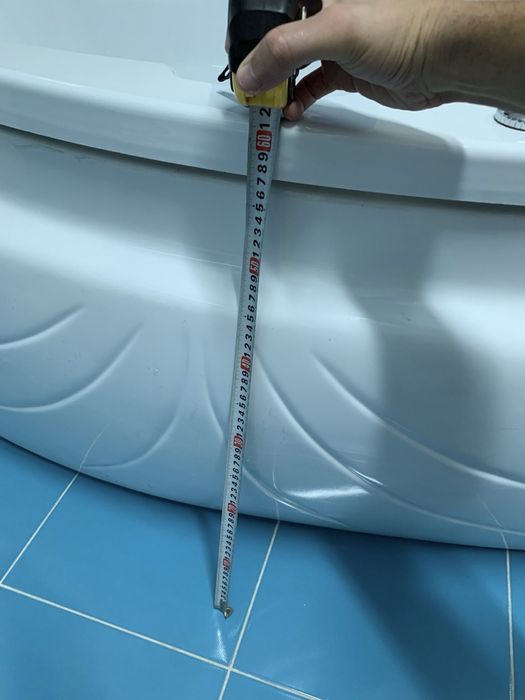 Cada cu hidromasaj, jacuzzi, nouă! Ne-folosită 140