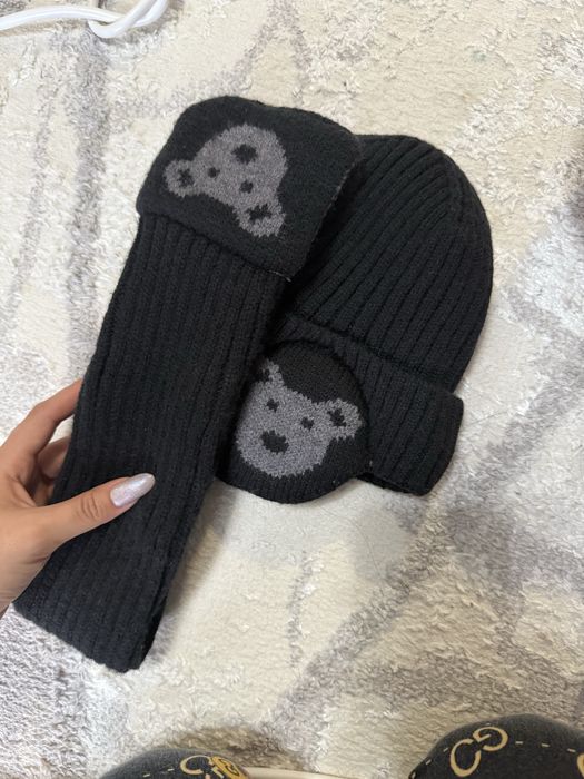 ПРОДАЮ шапку с шарфом на зиму