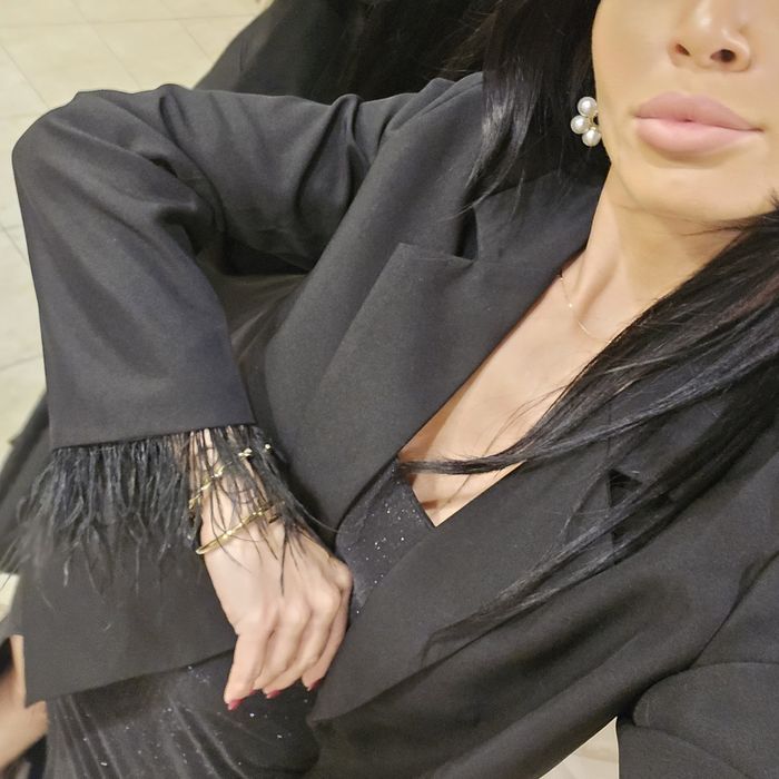 Сако с пера в черно,бяло и бежаво