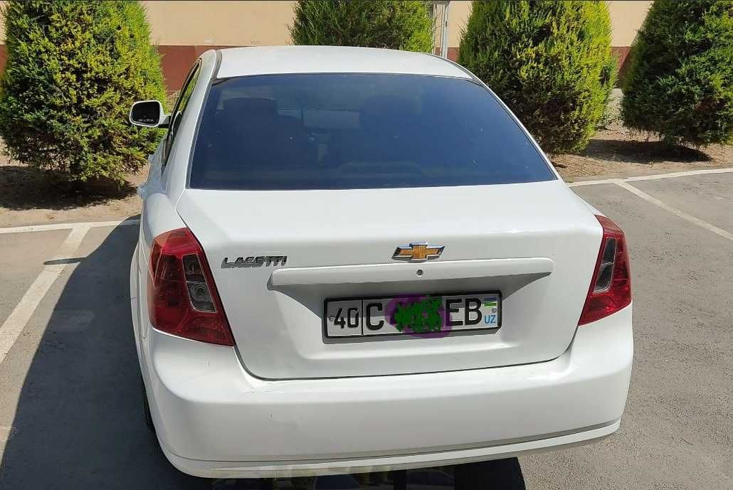 Chevrolet Gentra, 1 позиция