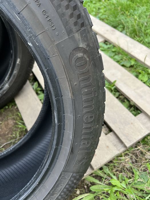 Cauciucuri iarna 235/45/18 Continental 2022