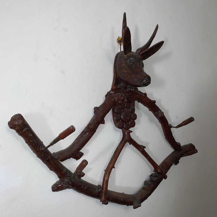 Suport de arme din lemn