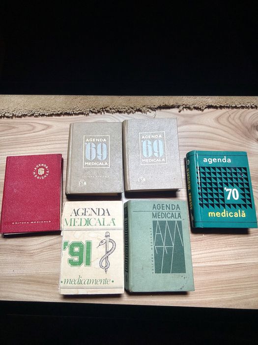 Carti vechi ingrijire copii, adolescenta, agende medicale, auto
