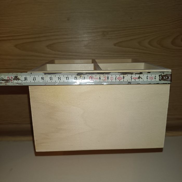 Нов дървен органайзер за бюро