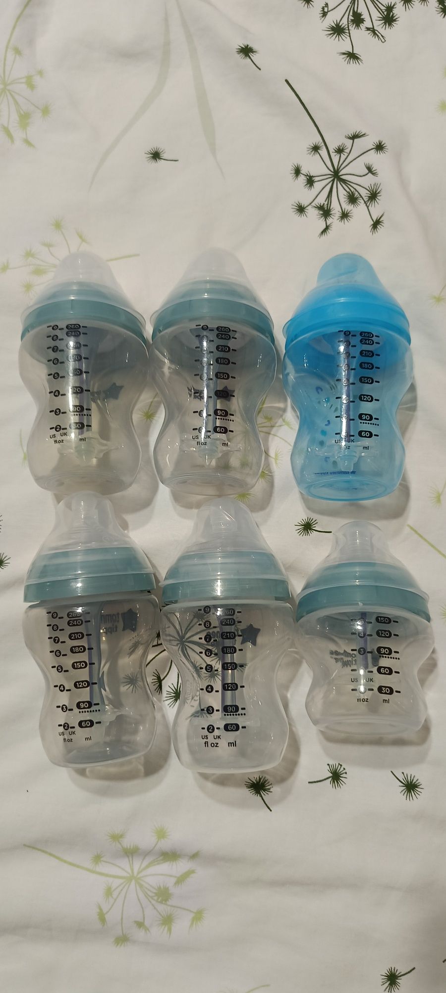 Антиколик шишета на Tommee Tippee