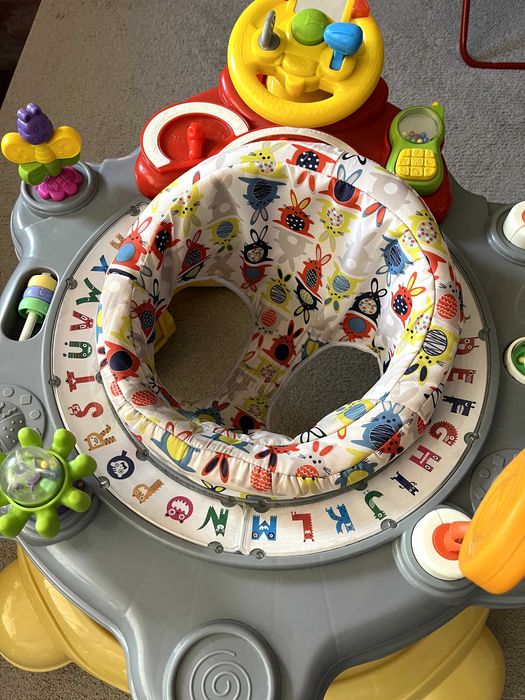 Проходилка за бебета Caretero Toyz- Отскок