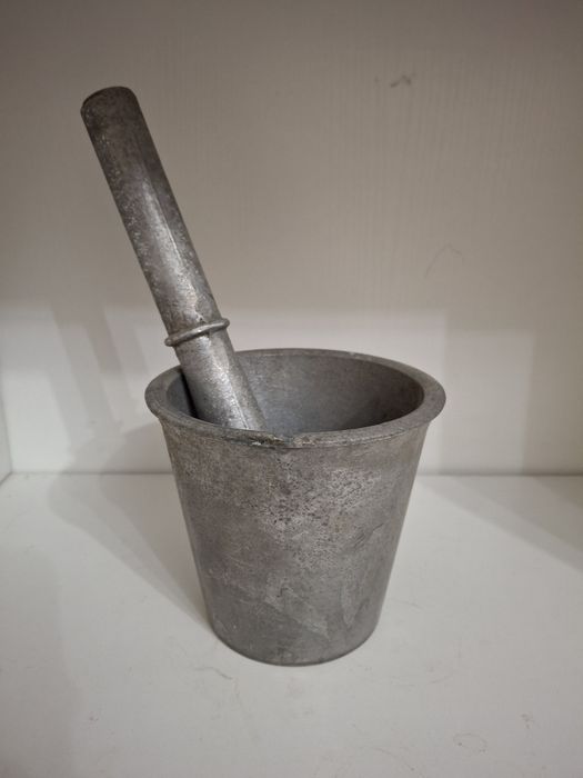 Ступка  с пестиком  алюминиевая