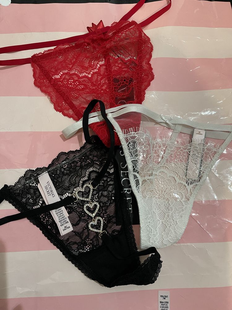 Lenjerie intima Victoria’s Secret