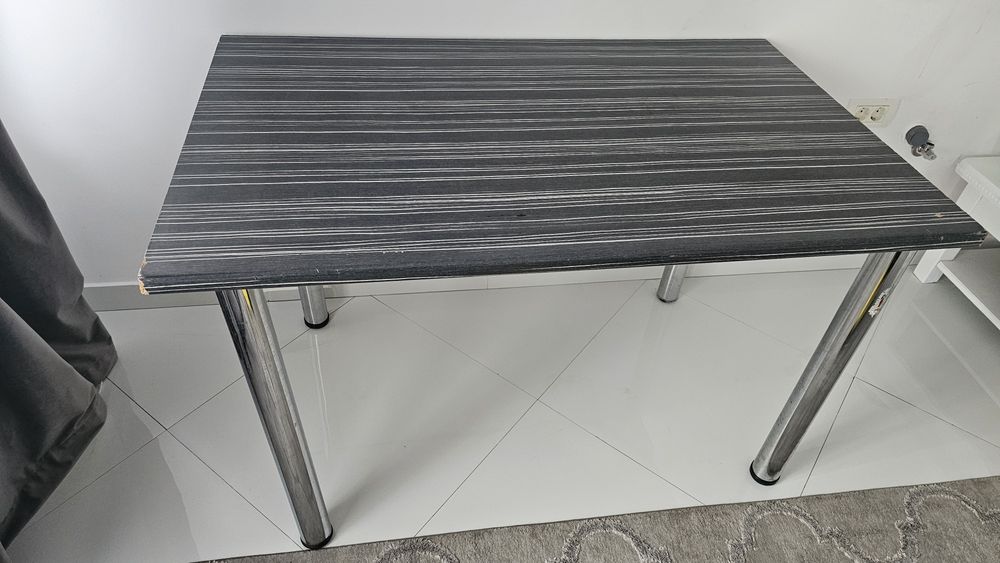 Masa bucatarie standard